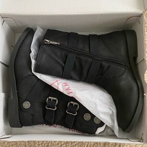Blowfish Kids Boots size 4